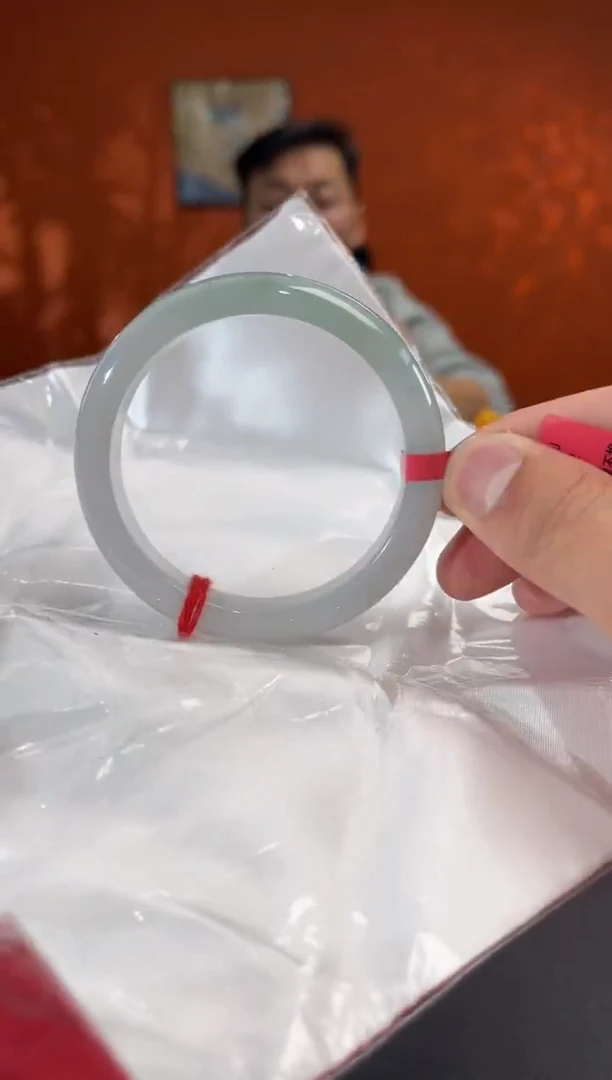 未镶嵌手镯翡翠8