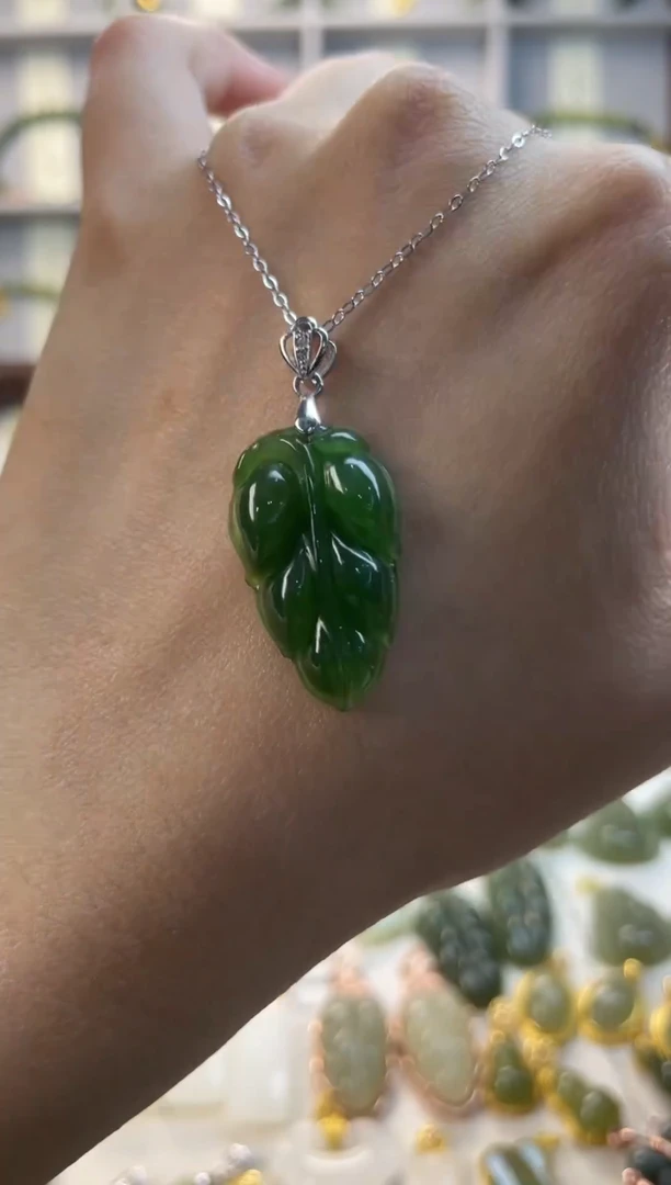 吊坠(不含链)银S925镶嵌和田玉叶子款式