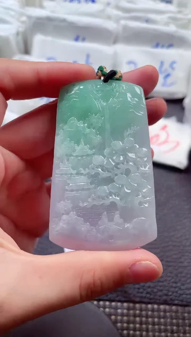 颈饰未镶嵌翡翠00008369