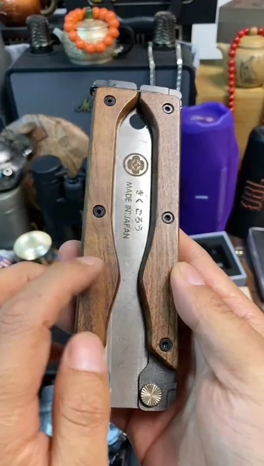 瓷片闪购商品，如图所示
