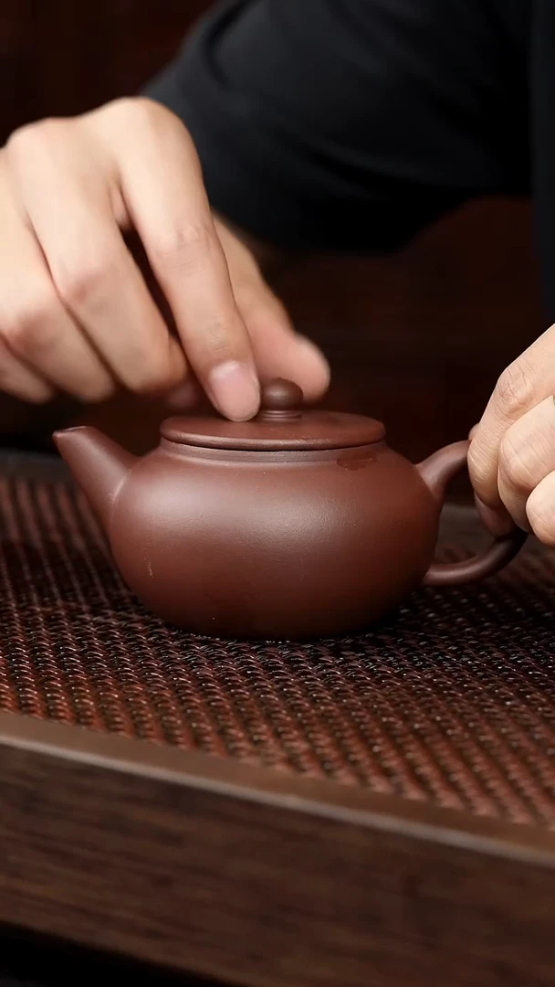 茶壶紫砂底槽清平盖水平