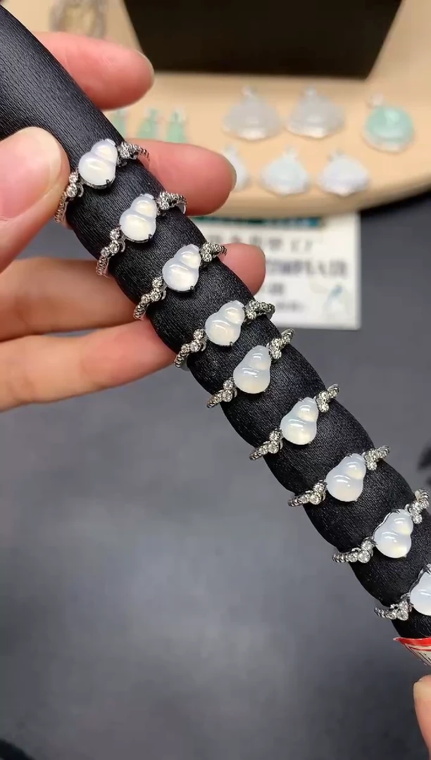 翡翠戒指银S925镶嵌葫芦【多样性发其一】