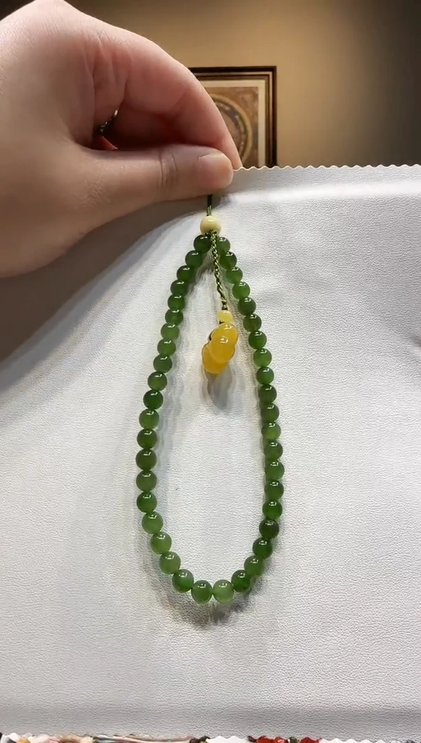 未镶嵌手链和田玉（碧玉）手机链