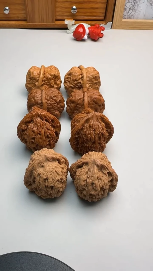 【闪购商品】文玩核桃把件一对核桃