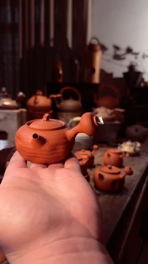 【闪购商品】壶红泥粗砂太湖石侧把壶叭叭叭