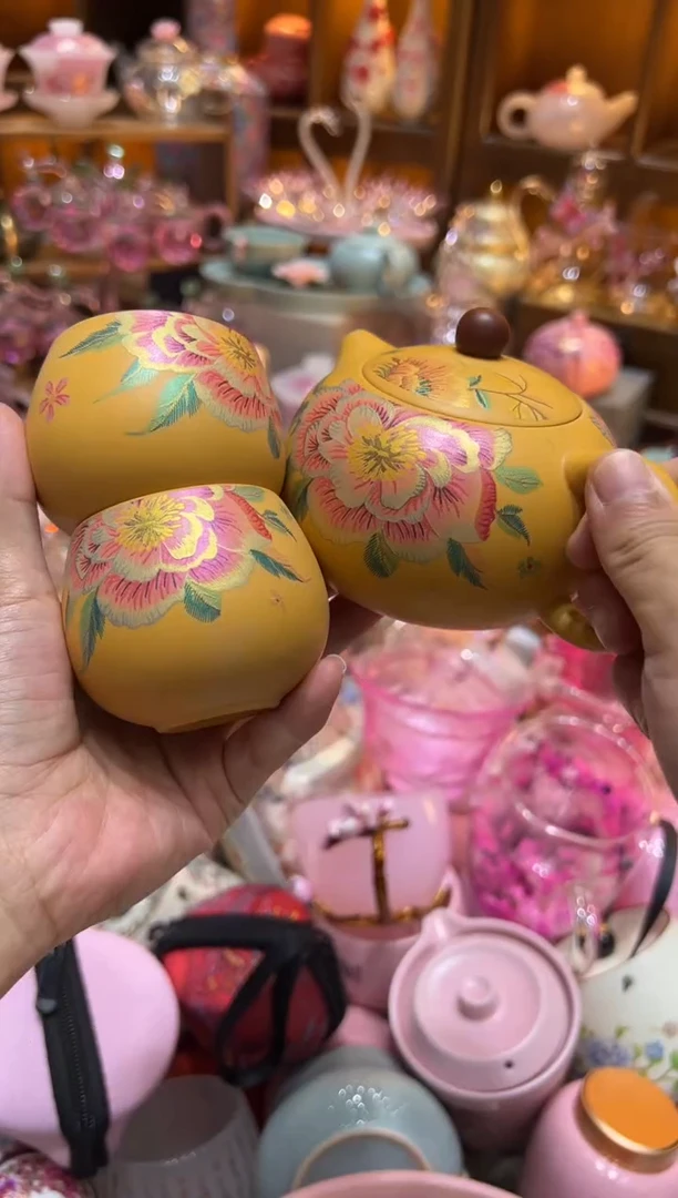 紫砂一壶两杯666