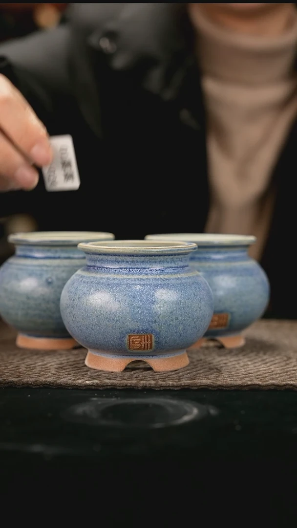 01-04-L024花盆口径6瑕