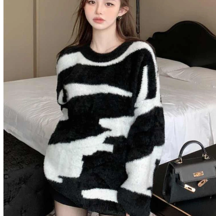 软糯条纹慵懒风秋冬新款毛衣女宽松复古仿水貂绒冬季加厚针织上衣