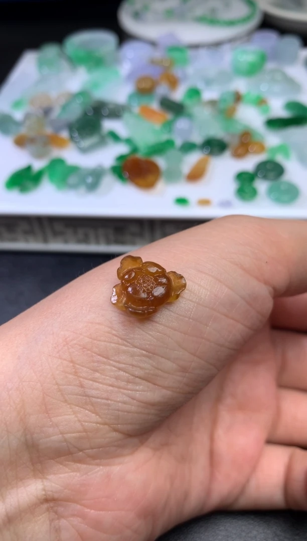 未镶嵌定制翡翠毛货翡翠