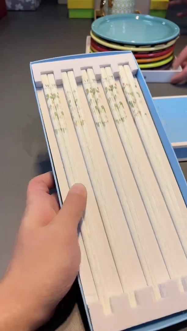 【闪购商品】瓷片新号开播啦全场福利保正保真