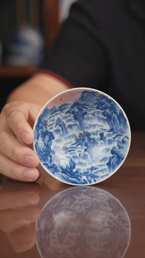 景琳藏青花旭日东升