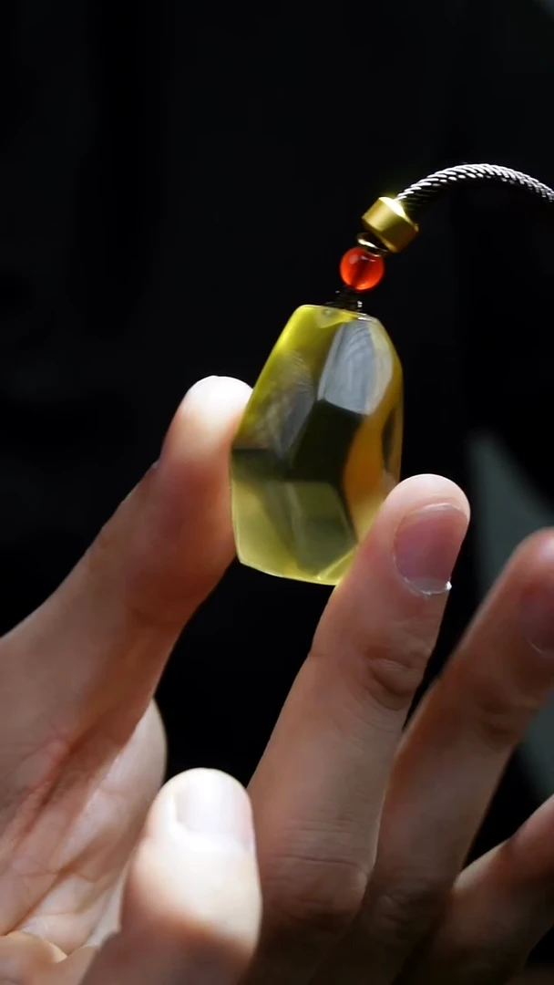 吊坠(赠链)未镶嵌水晶水晶