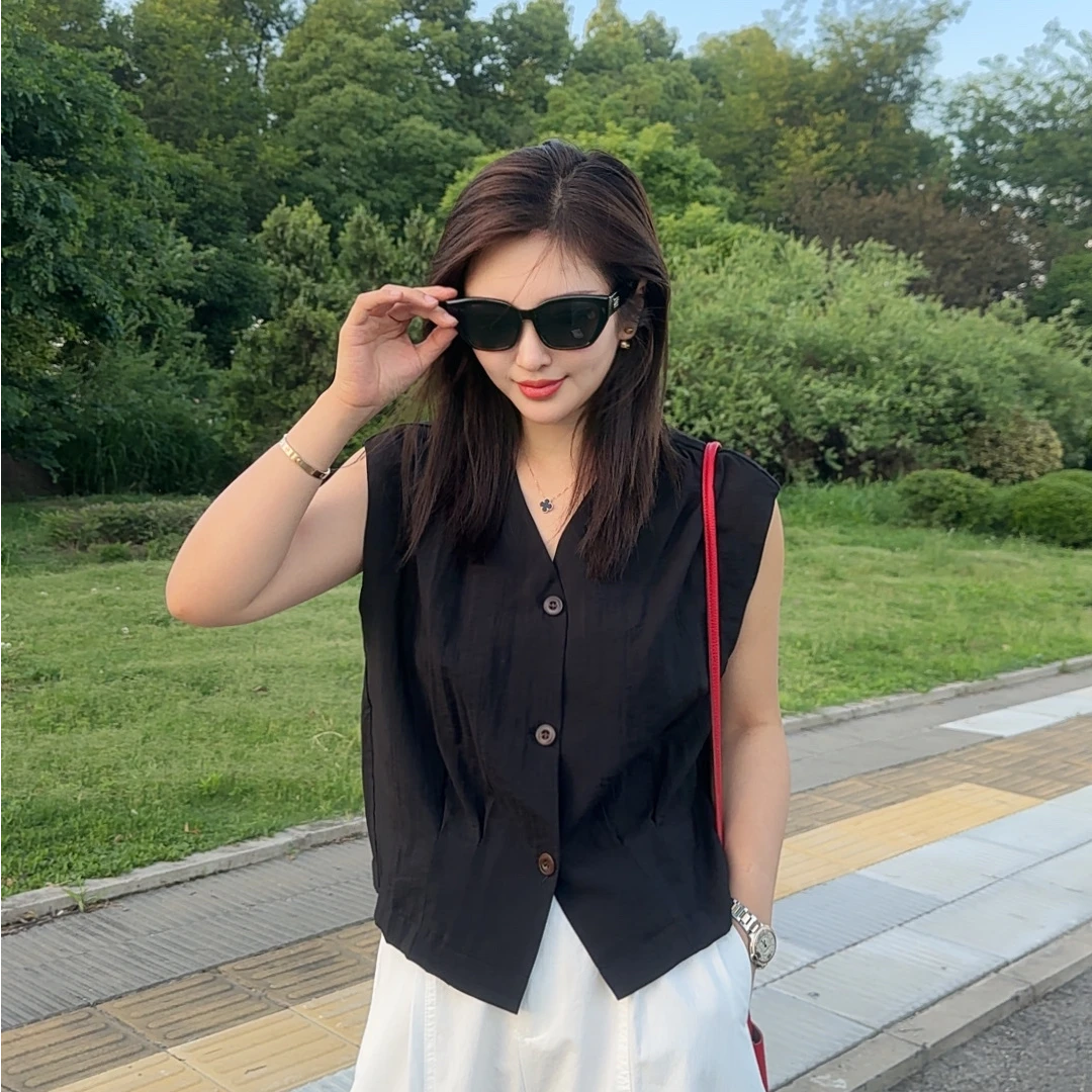 贝姐同款【V领无袖衬衫】夏季新款~高级感气质V领无袖衬衫25132