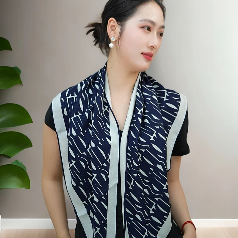【格纹蓝白】围巾女羊毛丝毛三角巾76*160cm洋气女小围巾直播