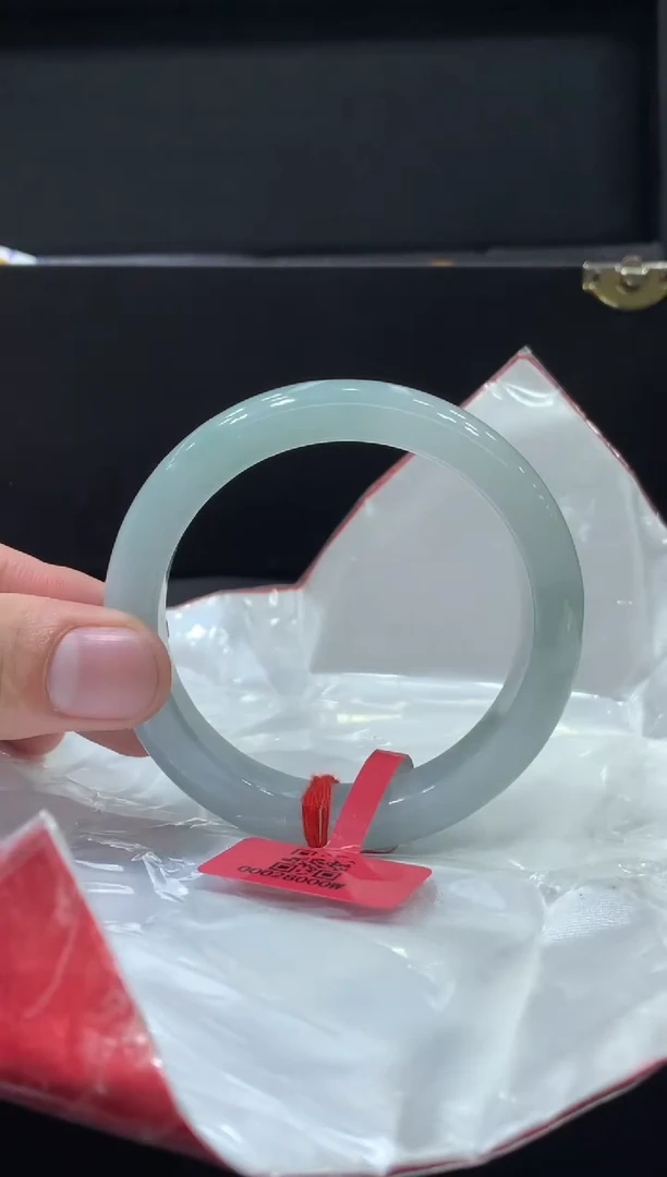 未镶嵌手镯翡翠翡翠手镯