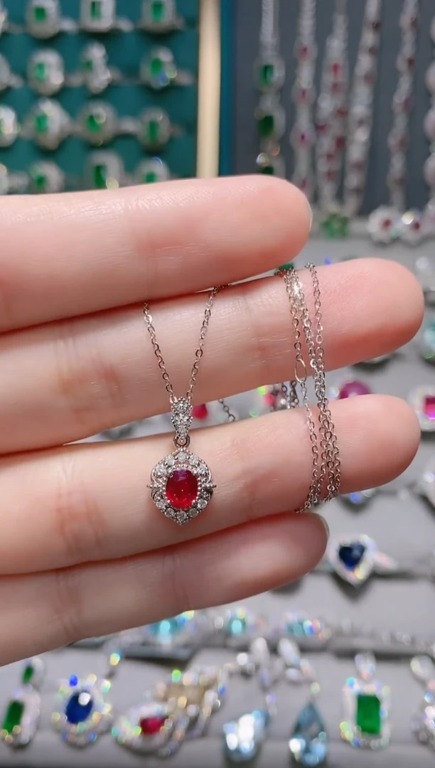 18K金镶嵌18K金锁骨链红宝石.