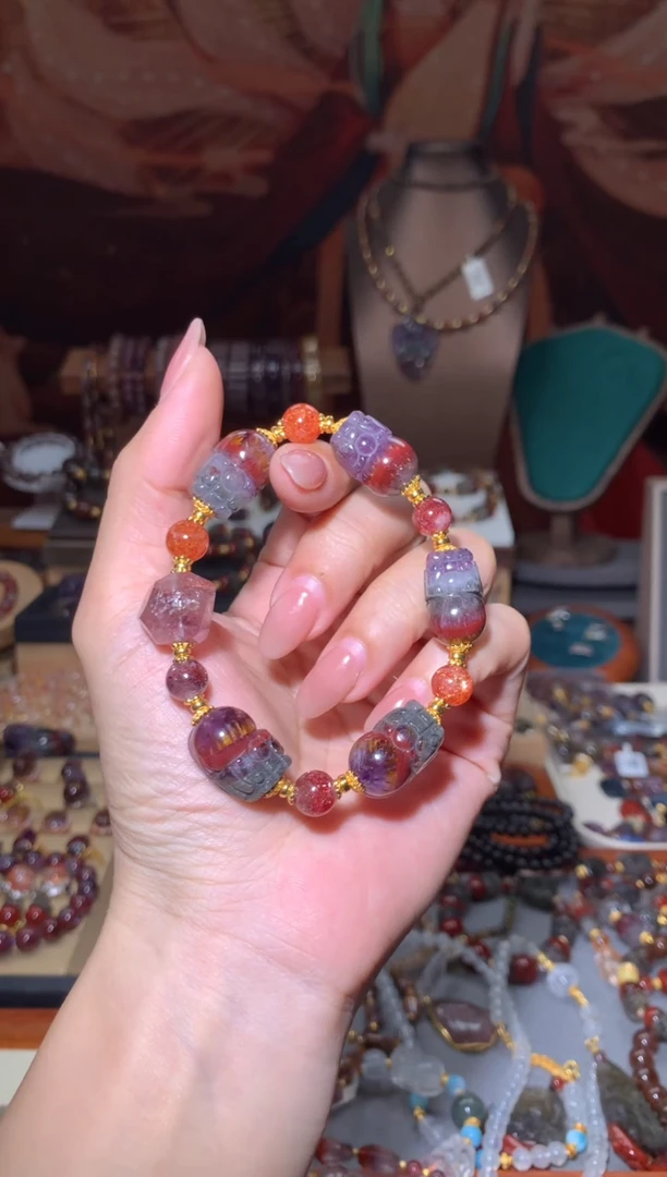 颈饰未镶嵌水晶极光貔貅阵手串