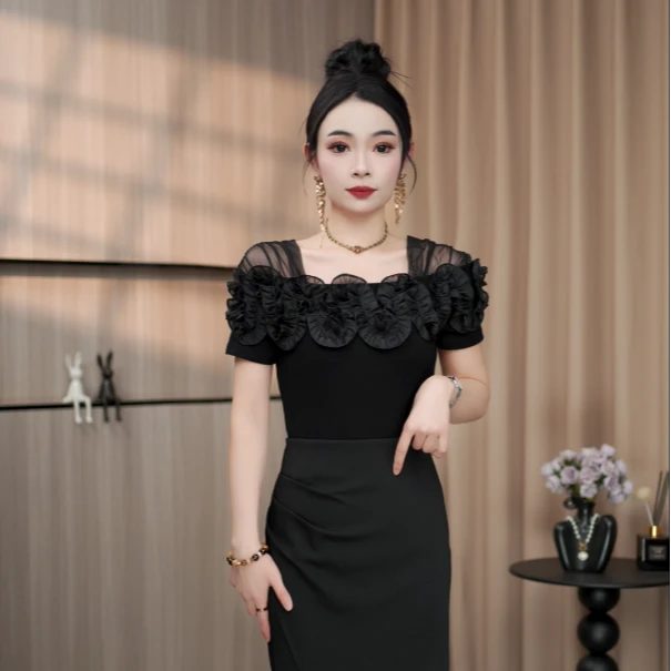 手工立体贴花露肩时尚短袖T恤女2025夏新款洋气修身显瘦上衣小衫