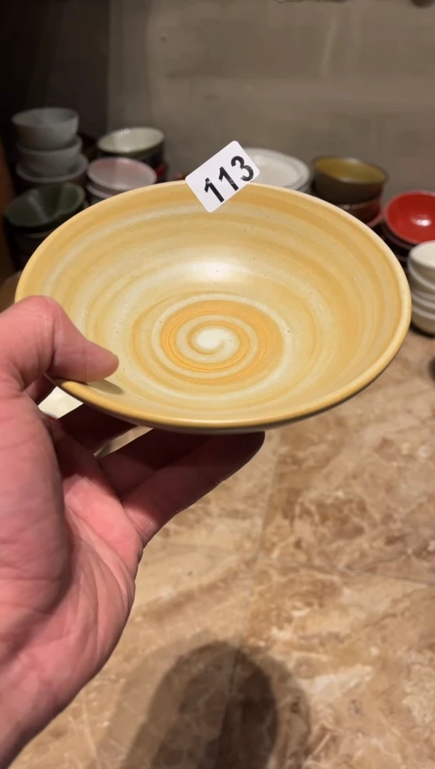 【闪购商品】瓷片113 黄色刷釉斗笠酒碗1个