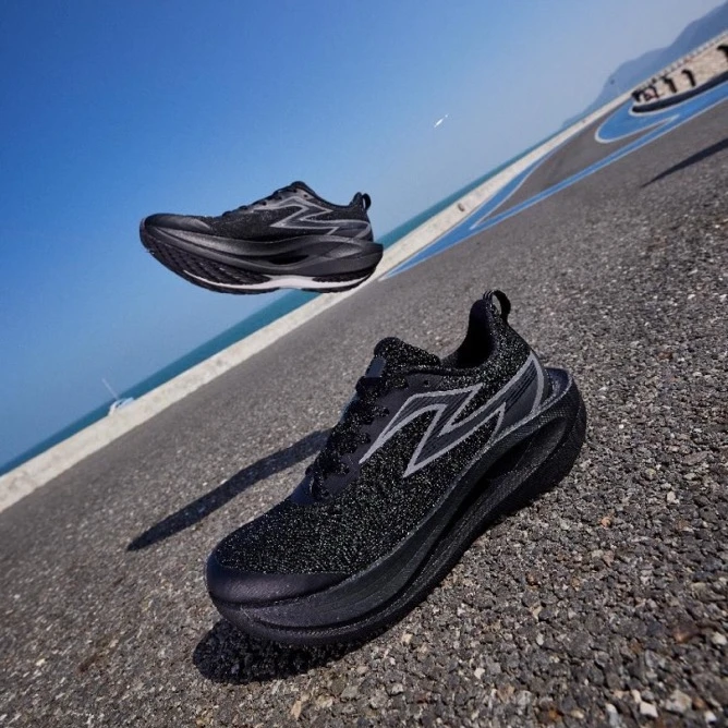 361°暖春福利【飞燃2ET】【飞燃2.5ET】减震轻便跑步训练鞋跑鞋PB16