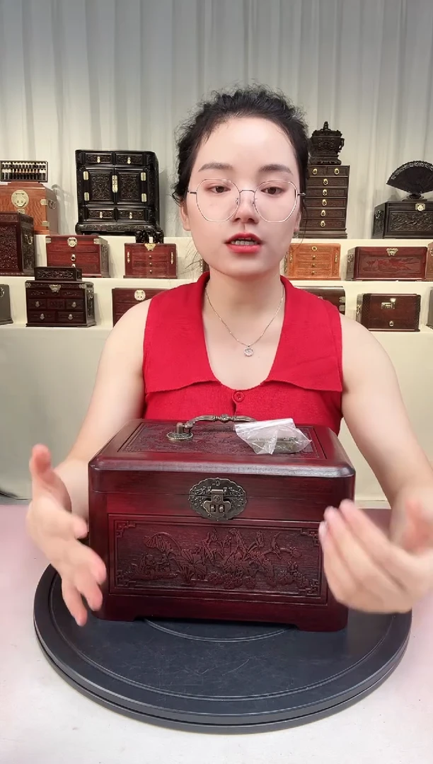 紫檀木类成套家具龙凤呈祥手提