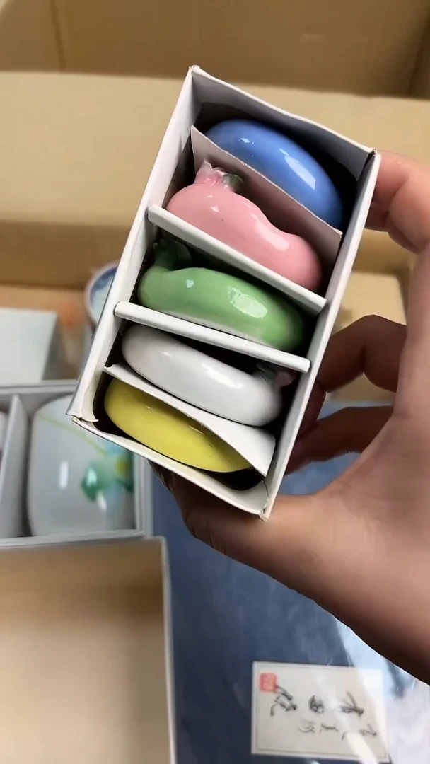 皮小桃瓷器 都是大漂亮
