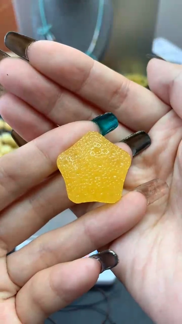 未镶嵌琥珀珠宝奇石1361