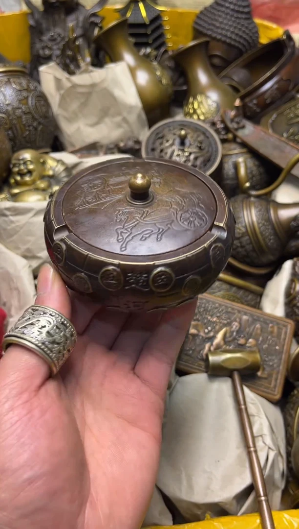 精美铜器，点击下单