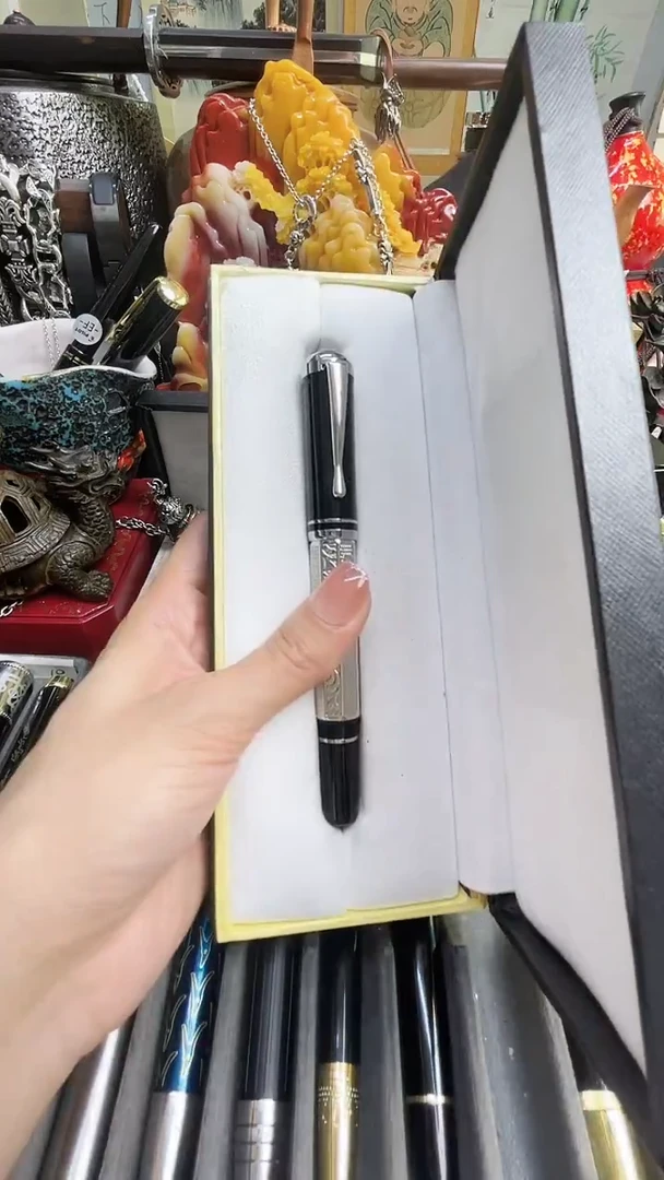 瓷片jldksjfklewurewjkdl