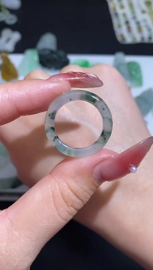 未镶嵌定制翡翠翡翠毛货~圈口16