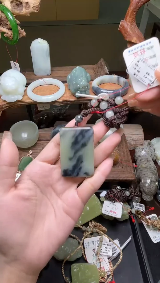 和田玉未镶嵌吊坠(不含链)若羌楼兰三色 无事牌 9003061