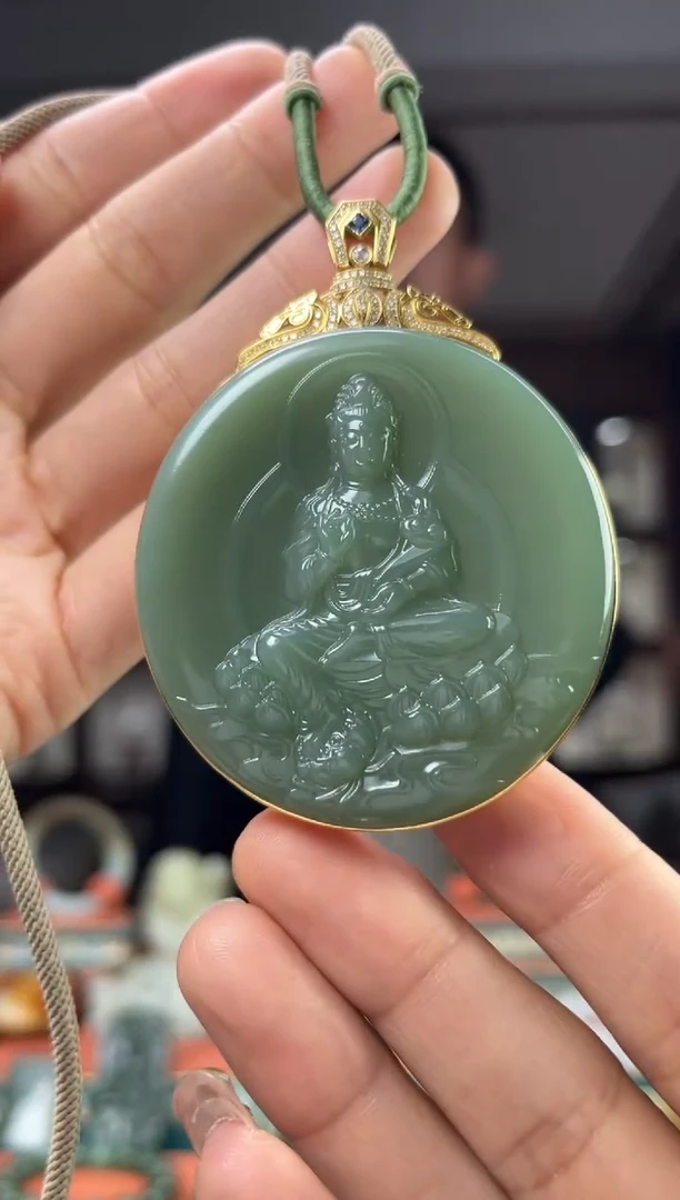 【闪购商品】和田玉颈饰18K金镶嵌佩佩