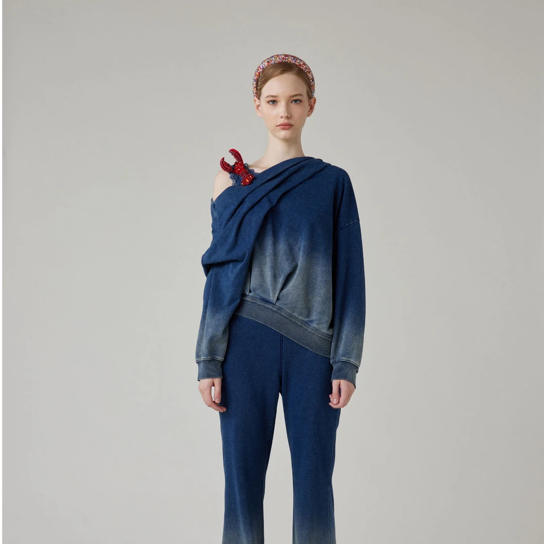 CHARFEN朝峰春秋时尚水洗渐变做旧针织上衣CFE1C528-5033B