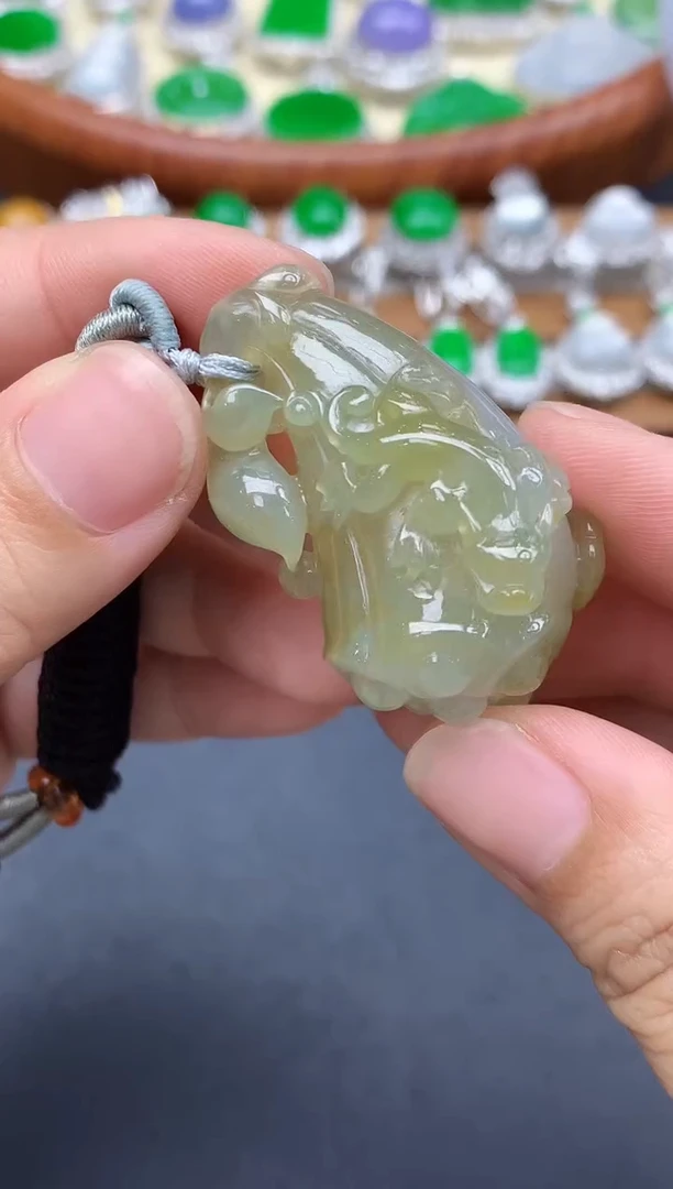 颈饰未镶嵌翡翠70-中国好珍宝