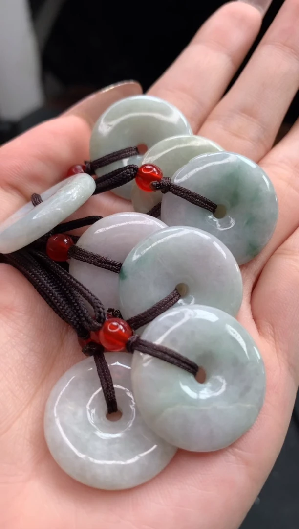 未镶嵌挂件翡翠松**布863
