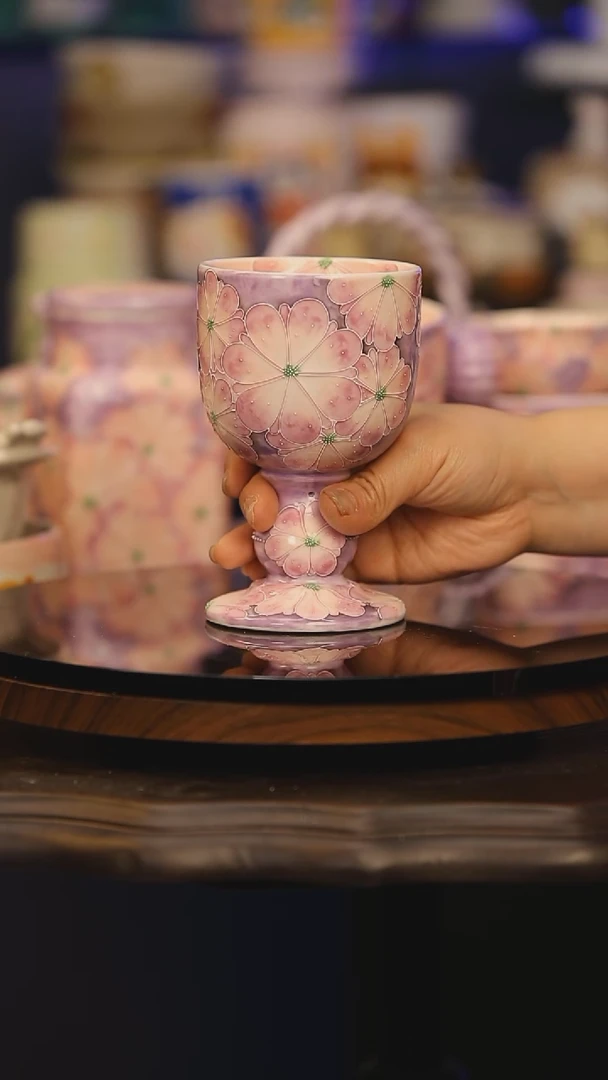 【闪购商品】摆件景德镇釉下彩绘设计师款式陶瓷