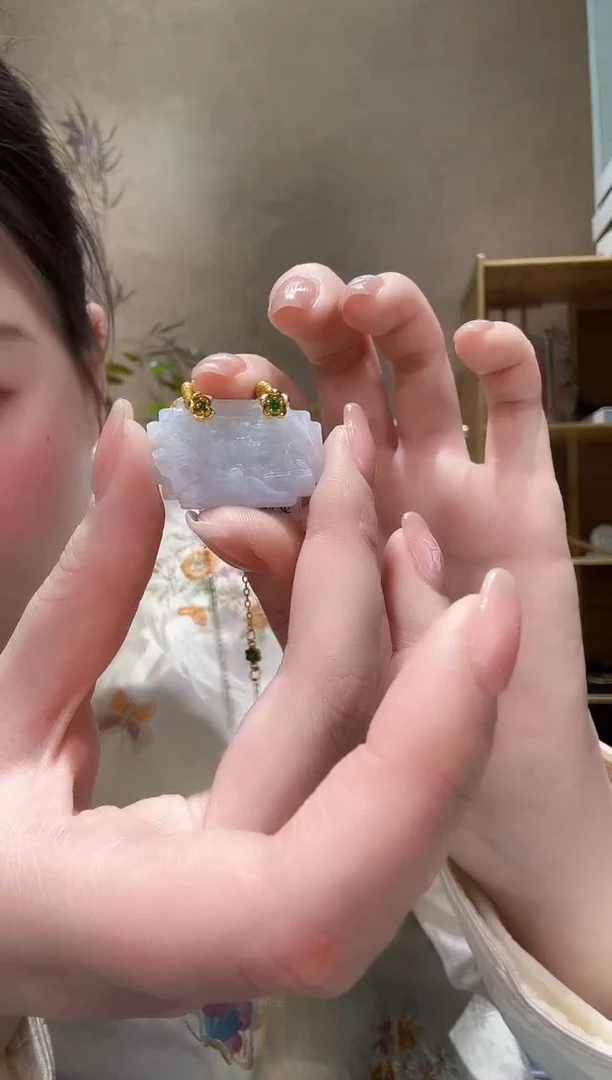 【闪购商品】翡翠颈饰未镶嵌吊坠