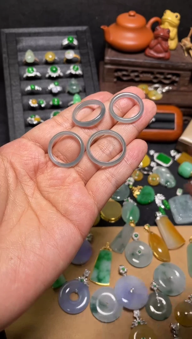 【闪购商品】翡翠戒圈未镶嵌(多样性发其一)