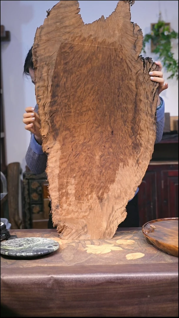 金丝楠卖****秦闪电龙胆