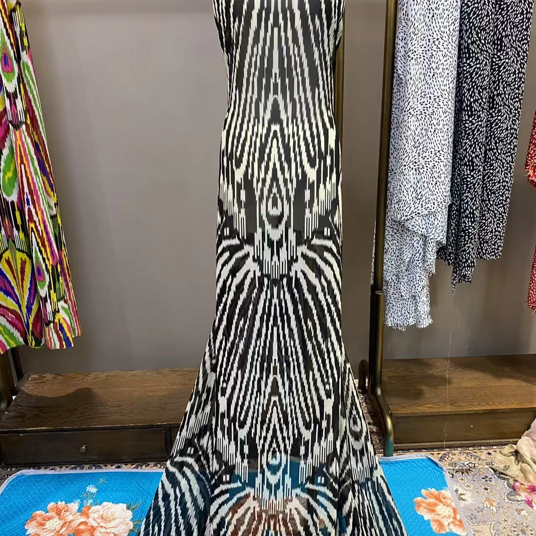 新疆七彩布料 好看