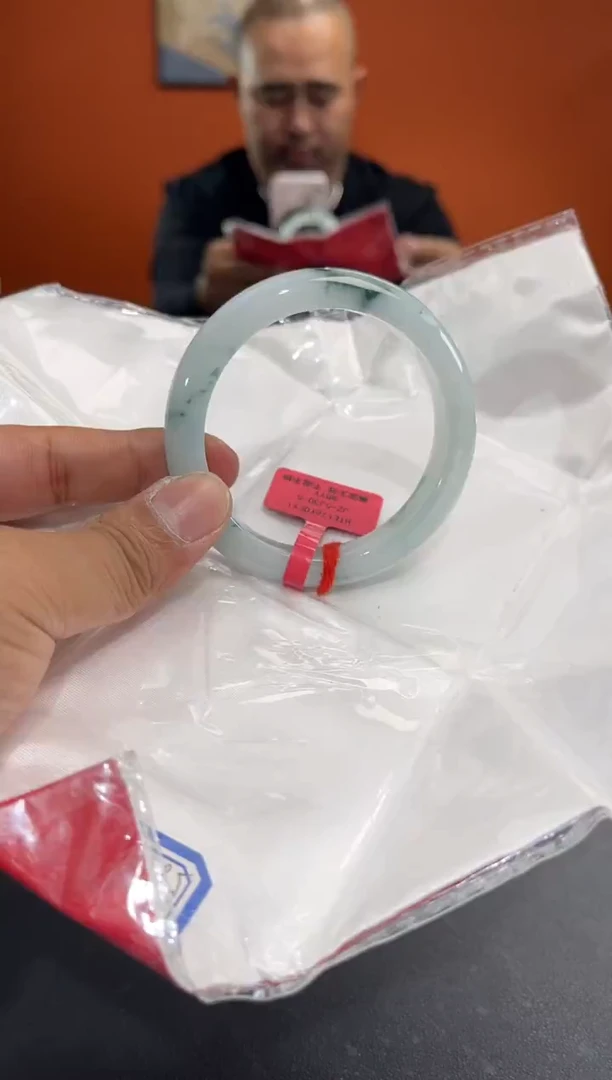 未镶嵌手镯翡翠11