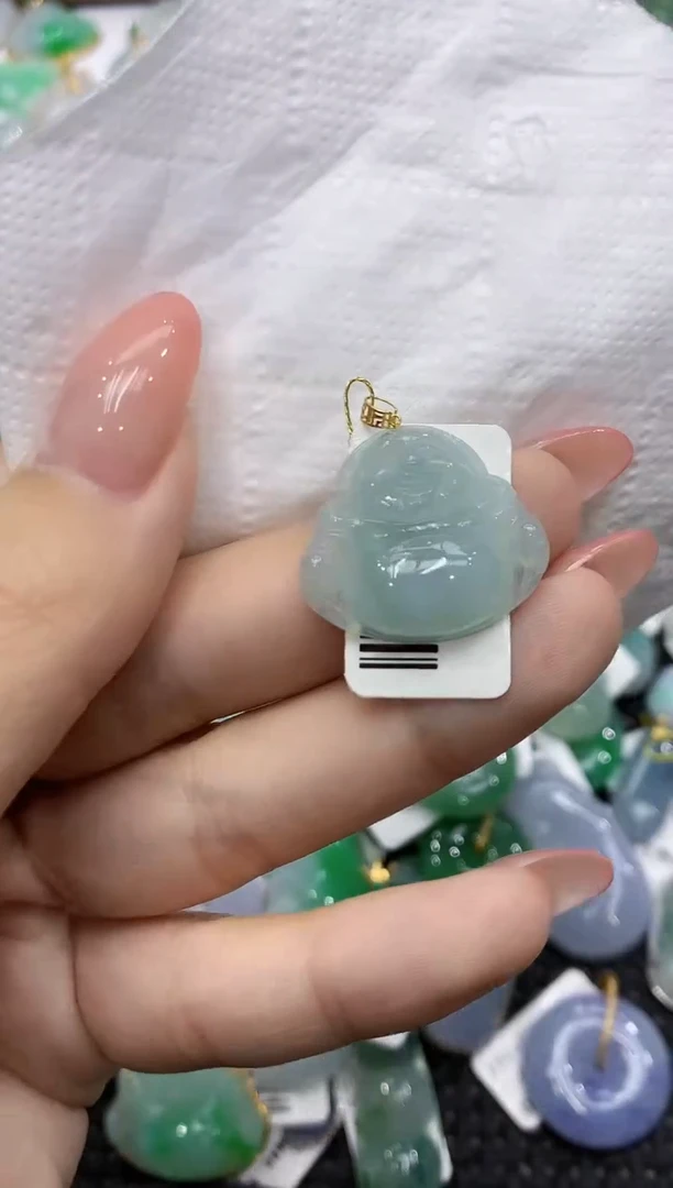 颈饰18K金镶嵌翡翠111111111111