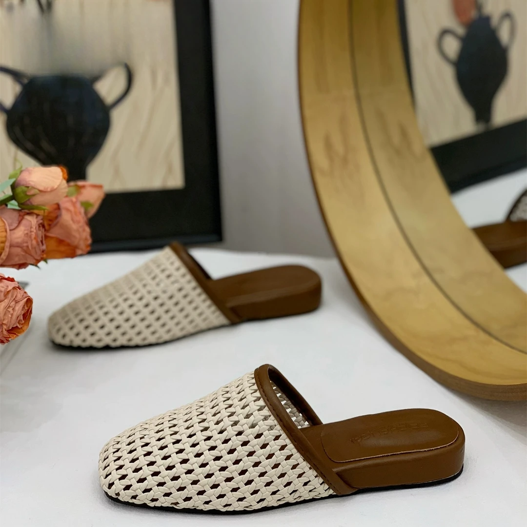 卓诗尼芙妮平底包头编织半拖女2025夏新款透气镂空一脚蹬轻奢鞋子