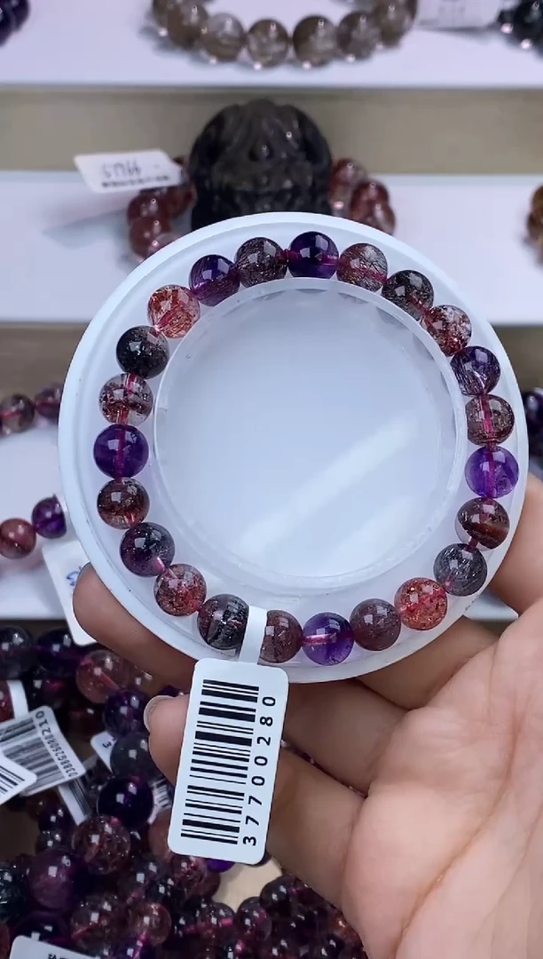 【闪购商品】水晶手链未镶嵌黑加仑超七8m+