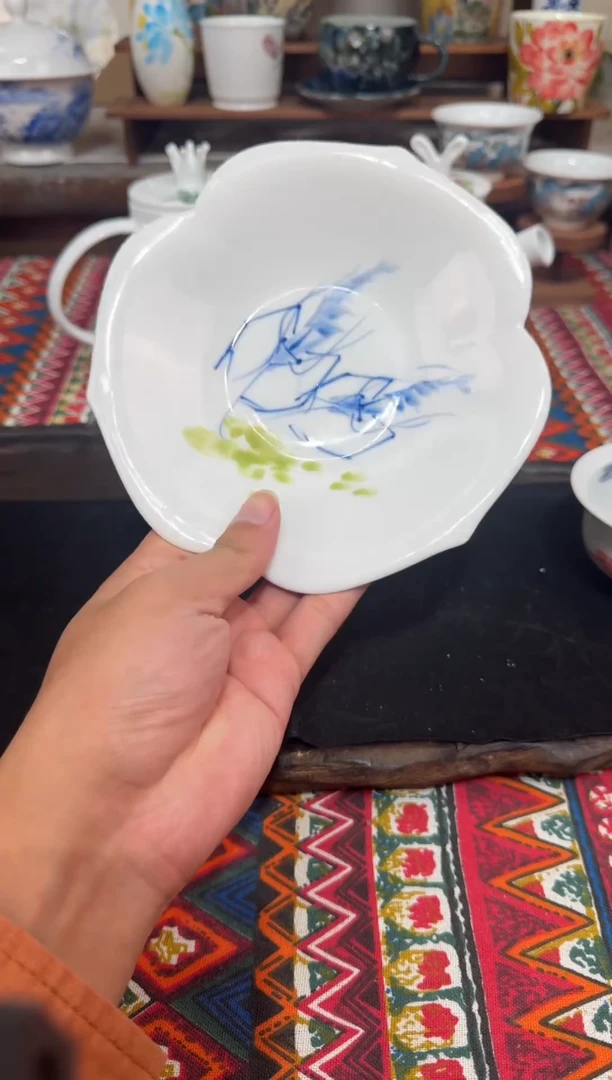 摆件景德镇高温釉下陶瓷