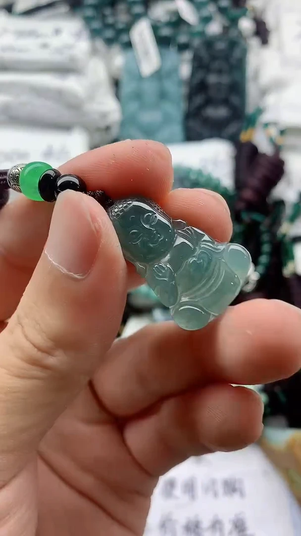 翡翠未镶嵌颈饰88888888