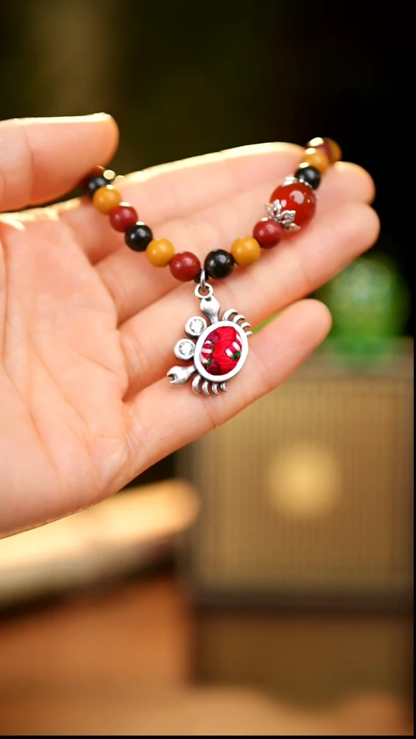 刺绣私人定制苗族手工A704