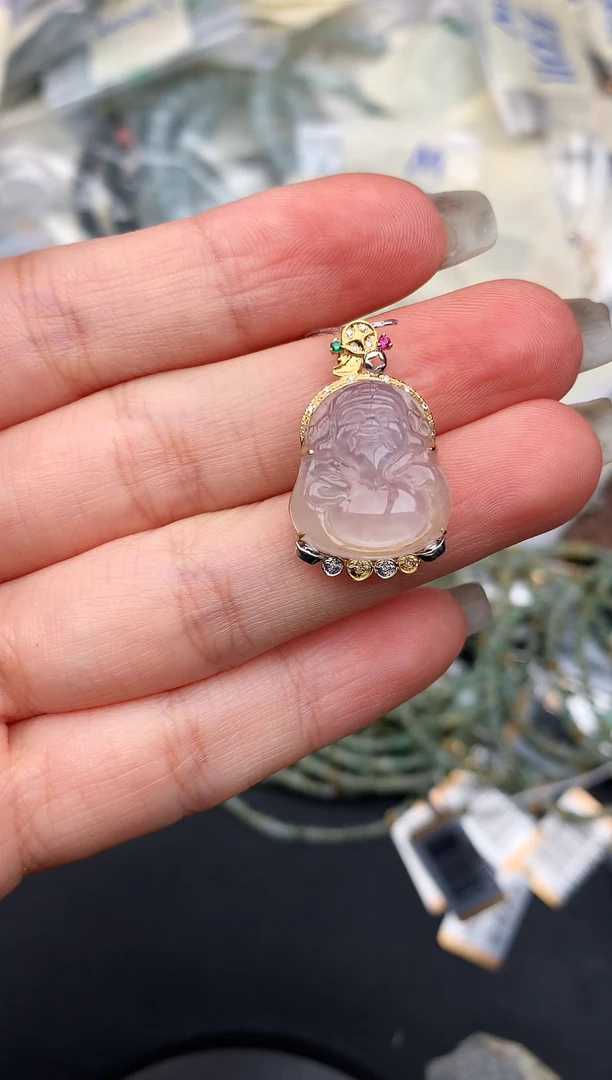 18K金镶嵌挂件翡翠—