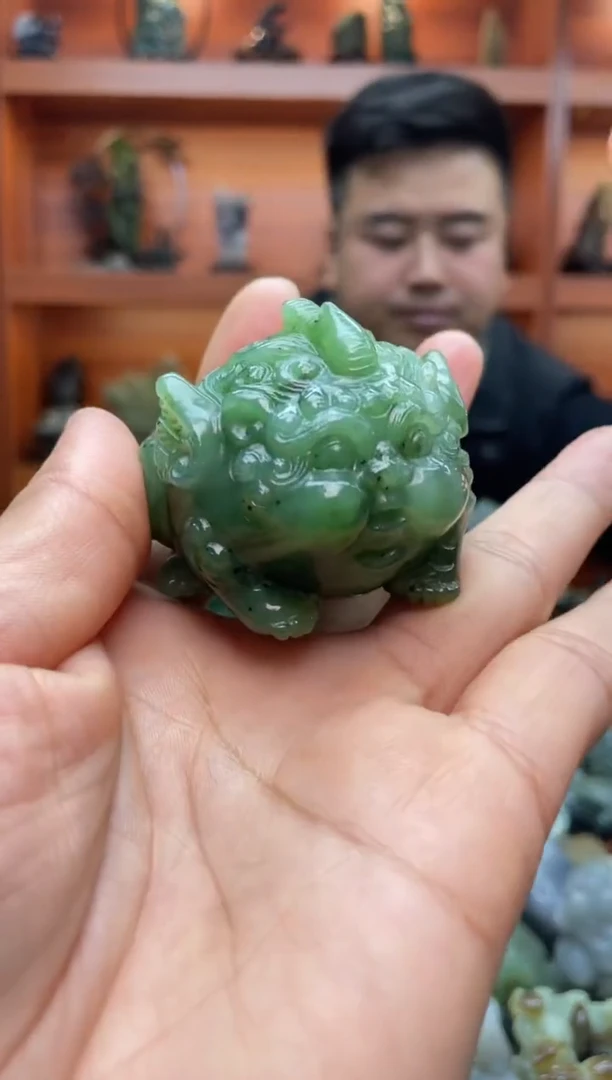 未镶嵌和田玉把件1