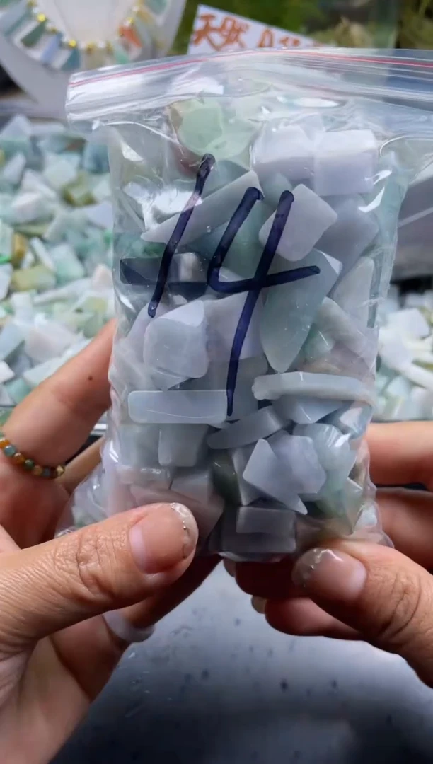 配石翡翠天然翡翠小号500克14
